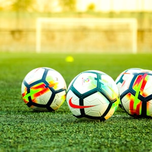 欧冠联赛足球直播 - 皇家马德里对阵拜仁慕尼黑的经典欧洲德比